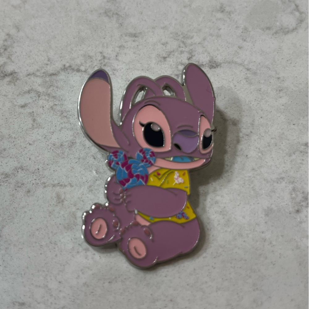 Disney Angel with Lollipop from Stitch Snack Attack Pin Set (4/12)